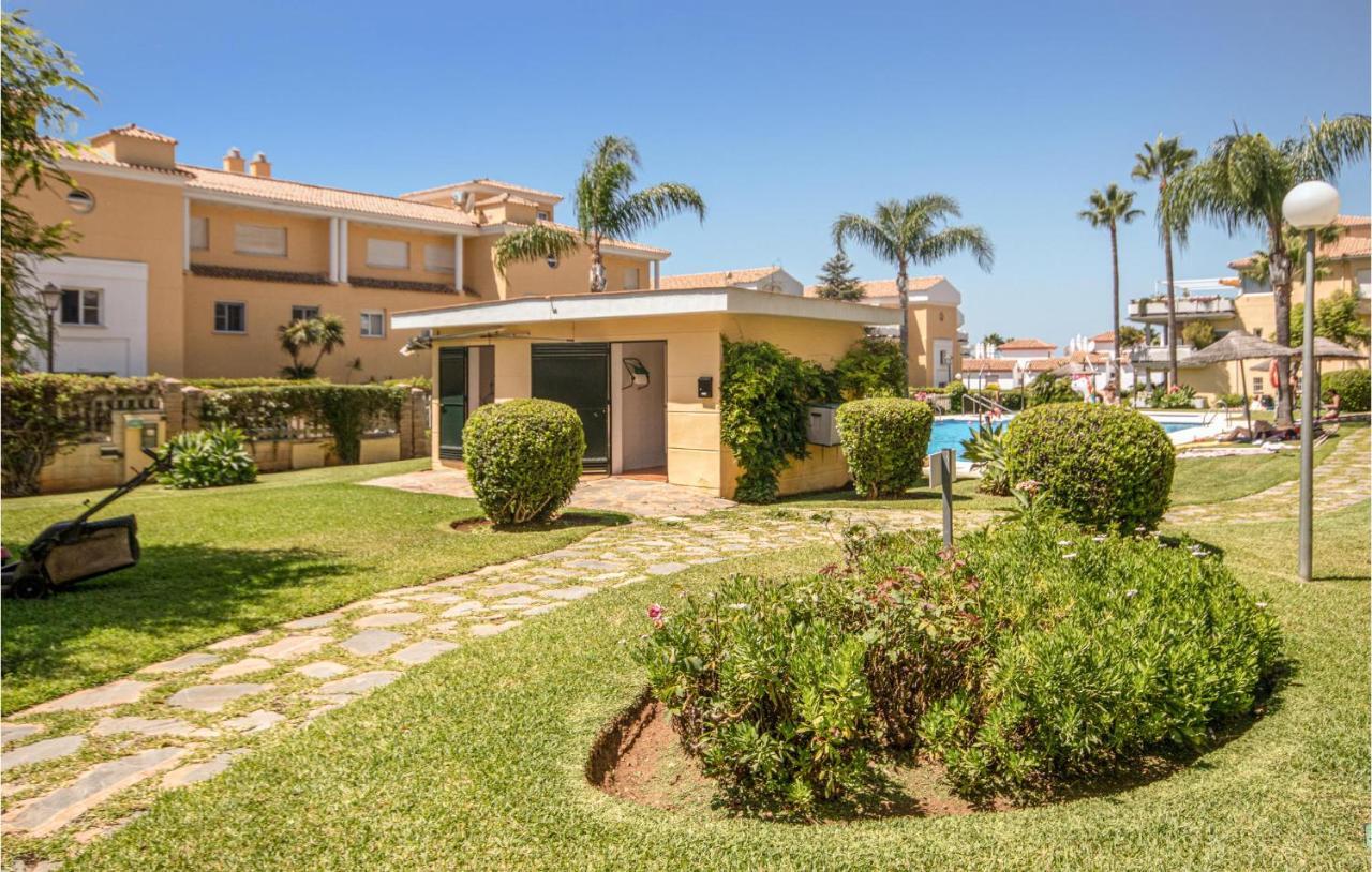 Awesome In With Kitchen Marbella