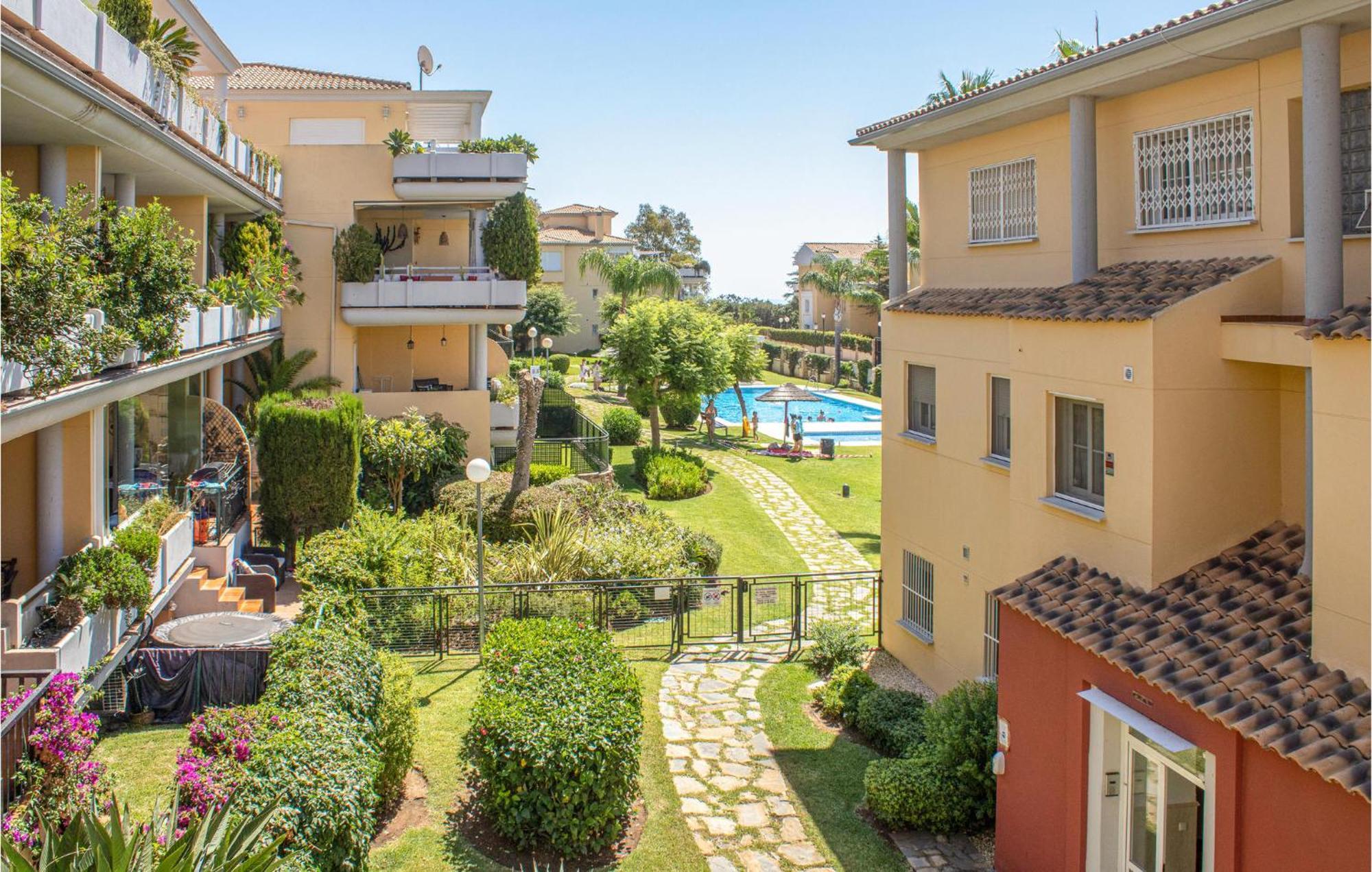 Awesome In With Kitchen Apartment Marbella